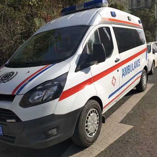 城厢品质救护车出租,为您的健康出行负责