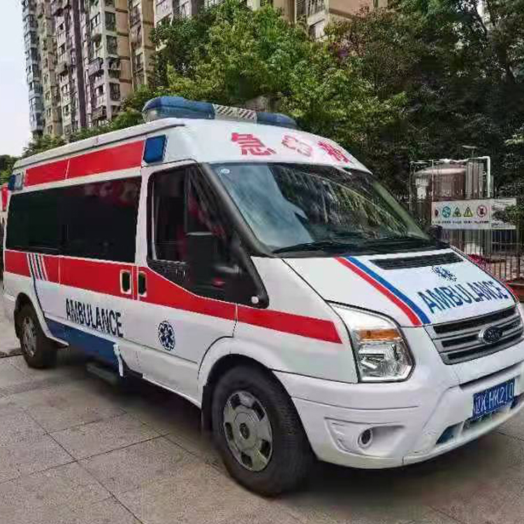 城厢长途救护车护送病人返乡