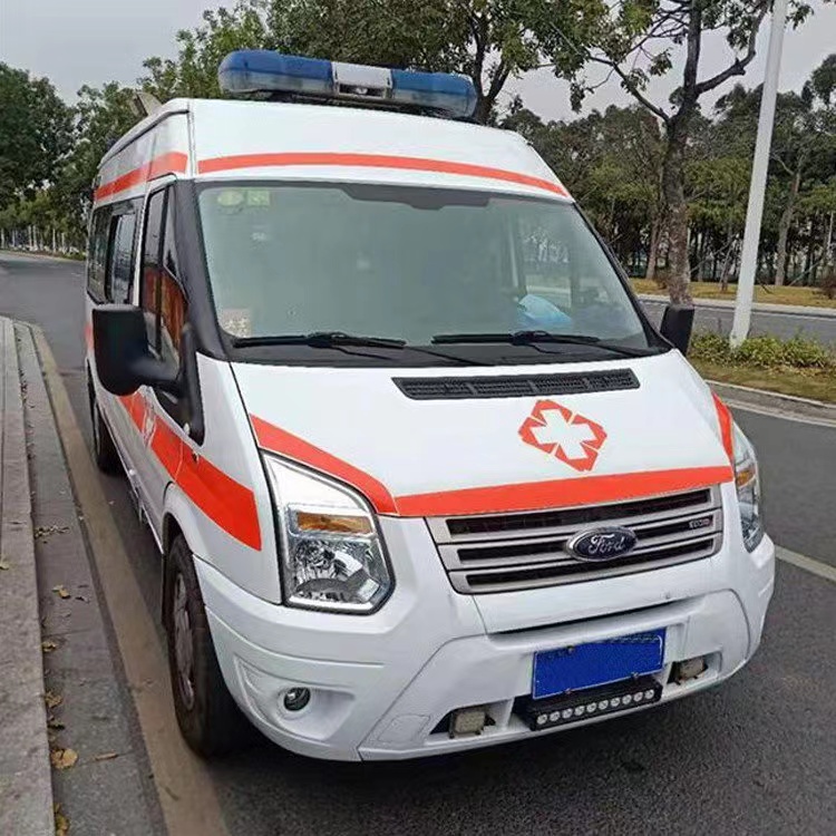 城厢用途不同,救护车装备标准也不同